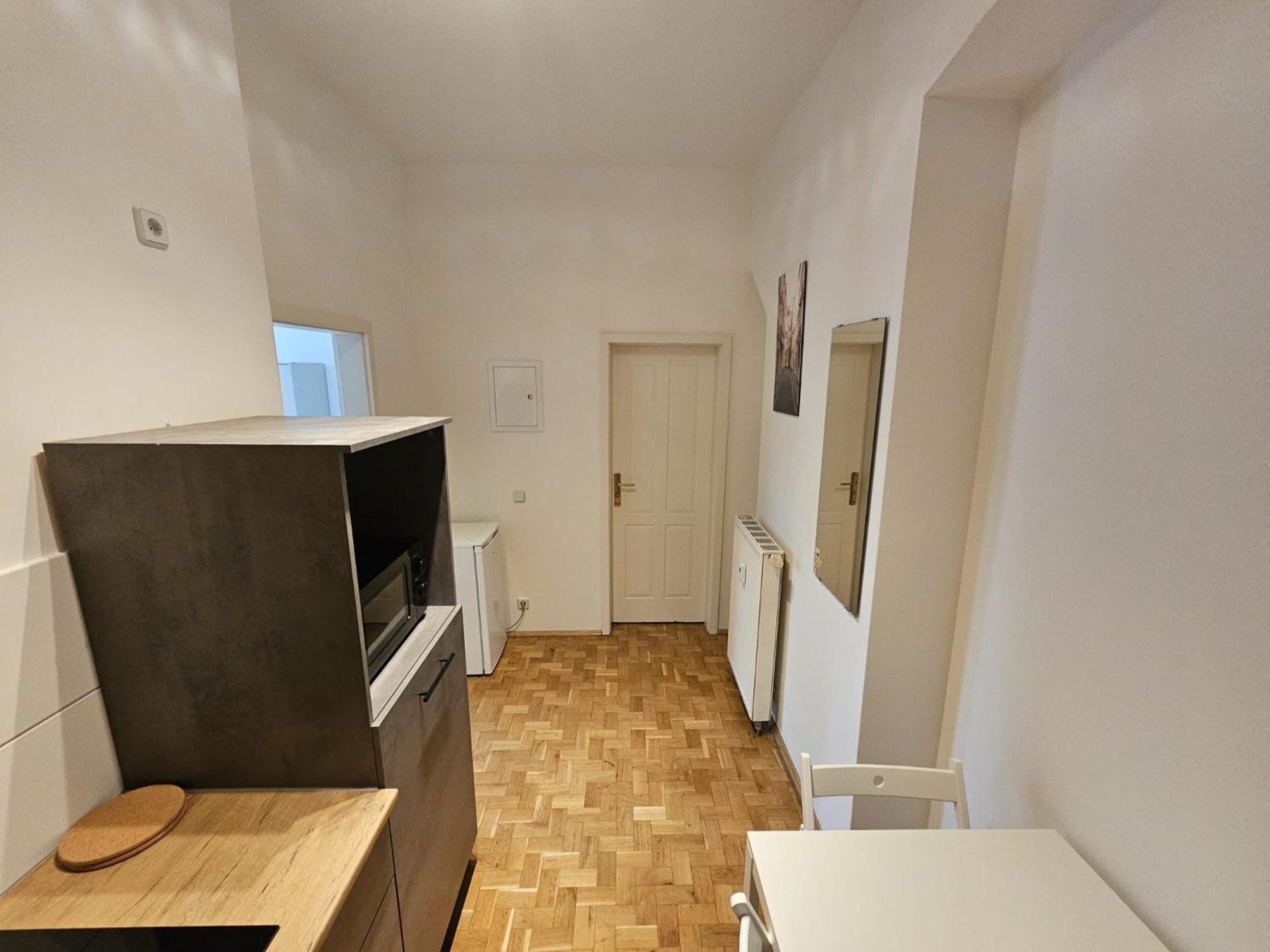Suedliche Innenstadt- Mit Aufzug Apartment Leipzig