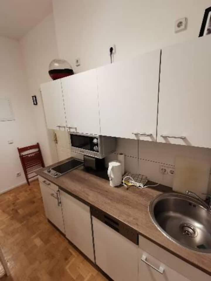 Apartment Suedliche Innenstadt- Mit Aufzug
