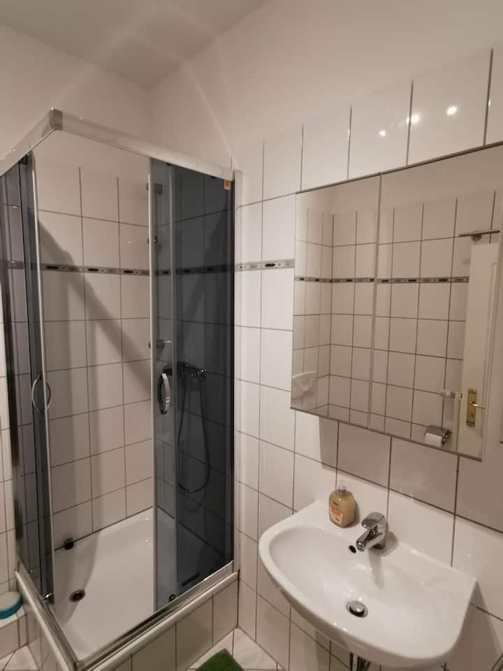 Apartment Suedliche Innenstadt- Mit Aufzug *